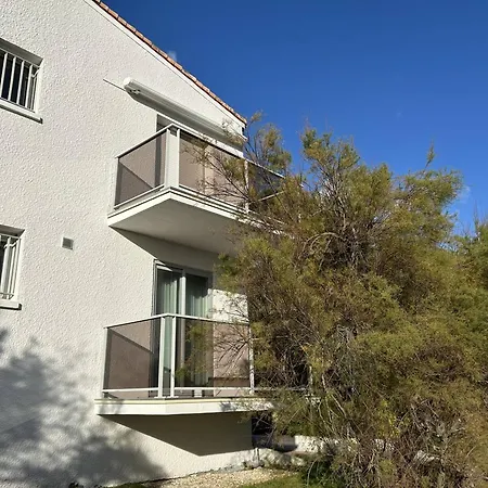 T4 - 6 Pers - Parking - Vue A St Georges De Didonne - Fr-1-738-51 * Saint-Georges-de-Didonne