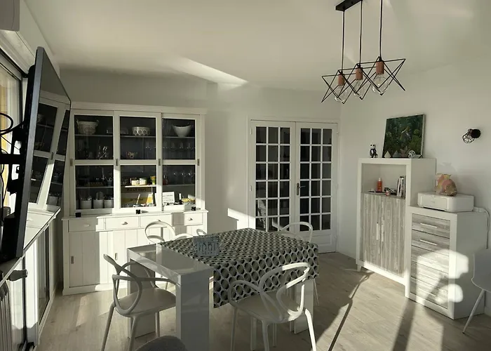 Appartement T4 - 6 Pers - Parking - Vue A St Georges De Didonne - Fr-1-738-51