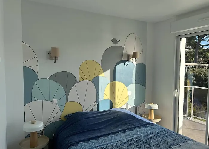 T4 - 6 Pers - Parking - Vue A St Georges De Didonne - Fr-1-738-51 Appartement