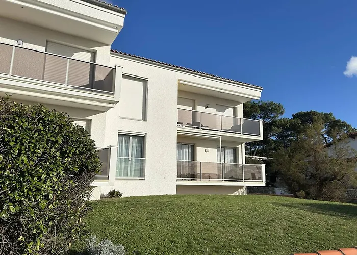 T4 - 6 Pers - Parking - Vue A St Georges De Didonne - Fr-1-738-51 Apartment